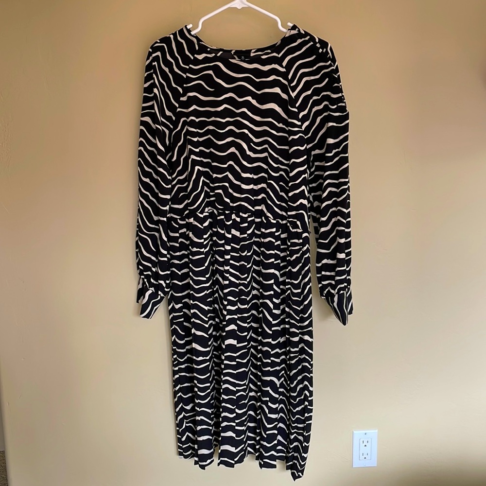 Who what wear black and white dress